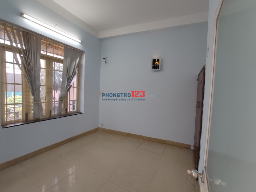 Căn hộ mini 2pn, 1pk, pb rộng 65m2, full máy lạnh