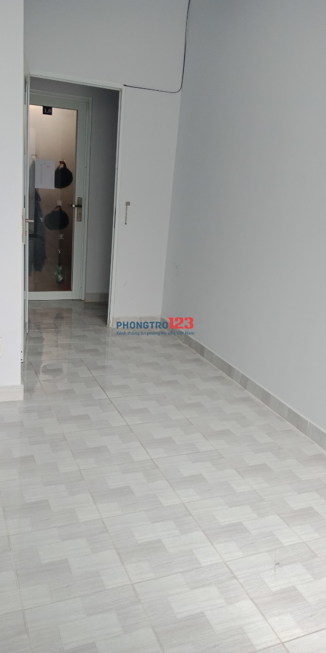 Cho thuê phòng giường tầng 298/28 Nơ Trang Long, P.12, Q.Bình Thạnh. Giá 1tr/tháng/người