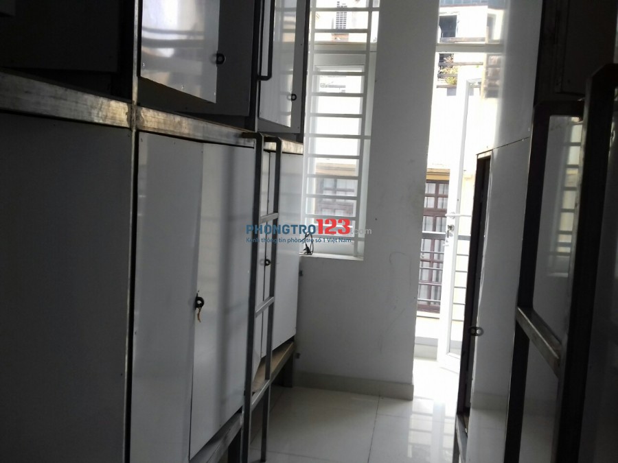 PHÒNG TRỌ 1 NGƯỜI Ở, GIƯỜNG TẦNG, THIẾT KẾ HIỆN ĐẠI, BAO ĐIỆN NƯỚC, WIFI, KHU DÂN CƯ AN NINH, YÊN TĨNH