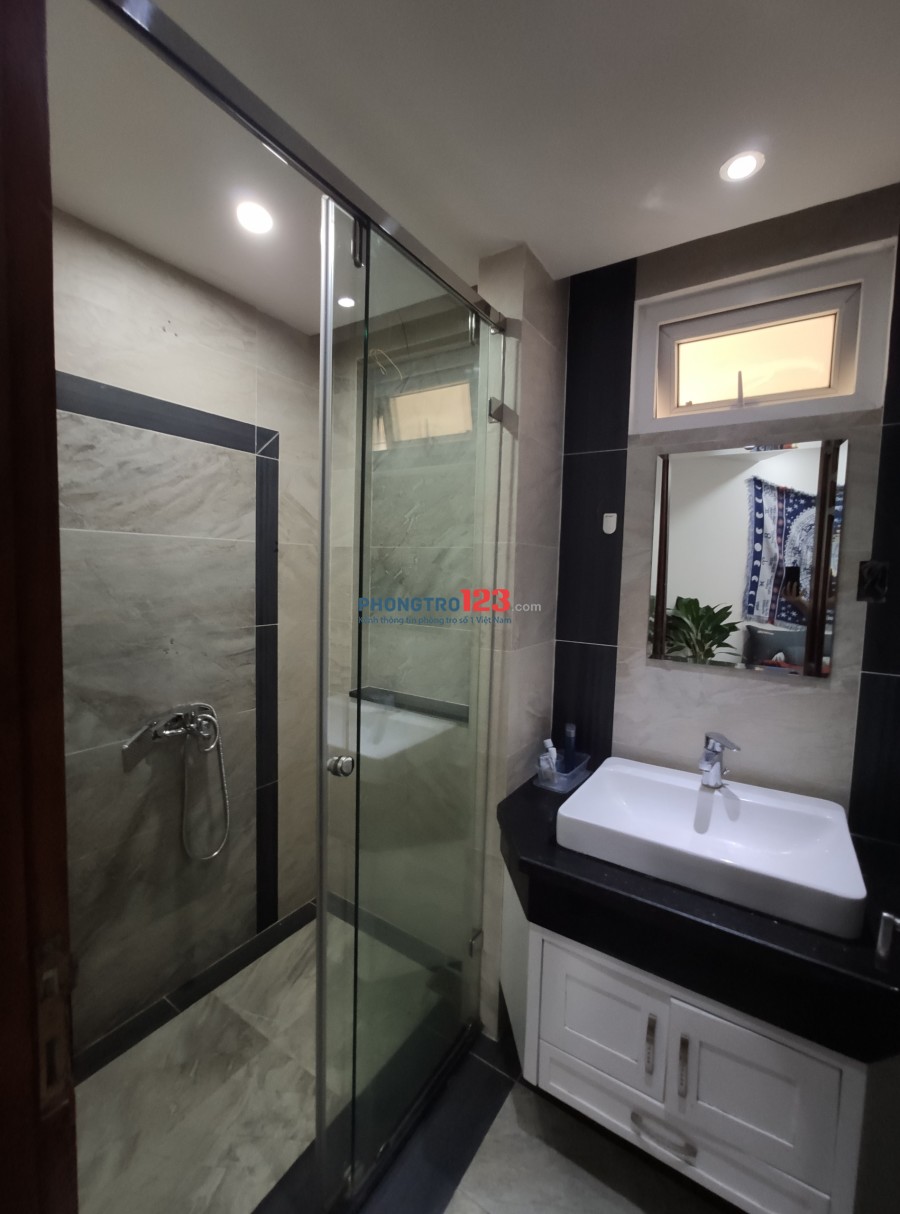 Phòng nội thất quận 10 di chuyển các quận trung tâm thuận tiện
