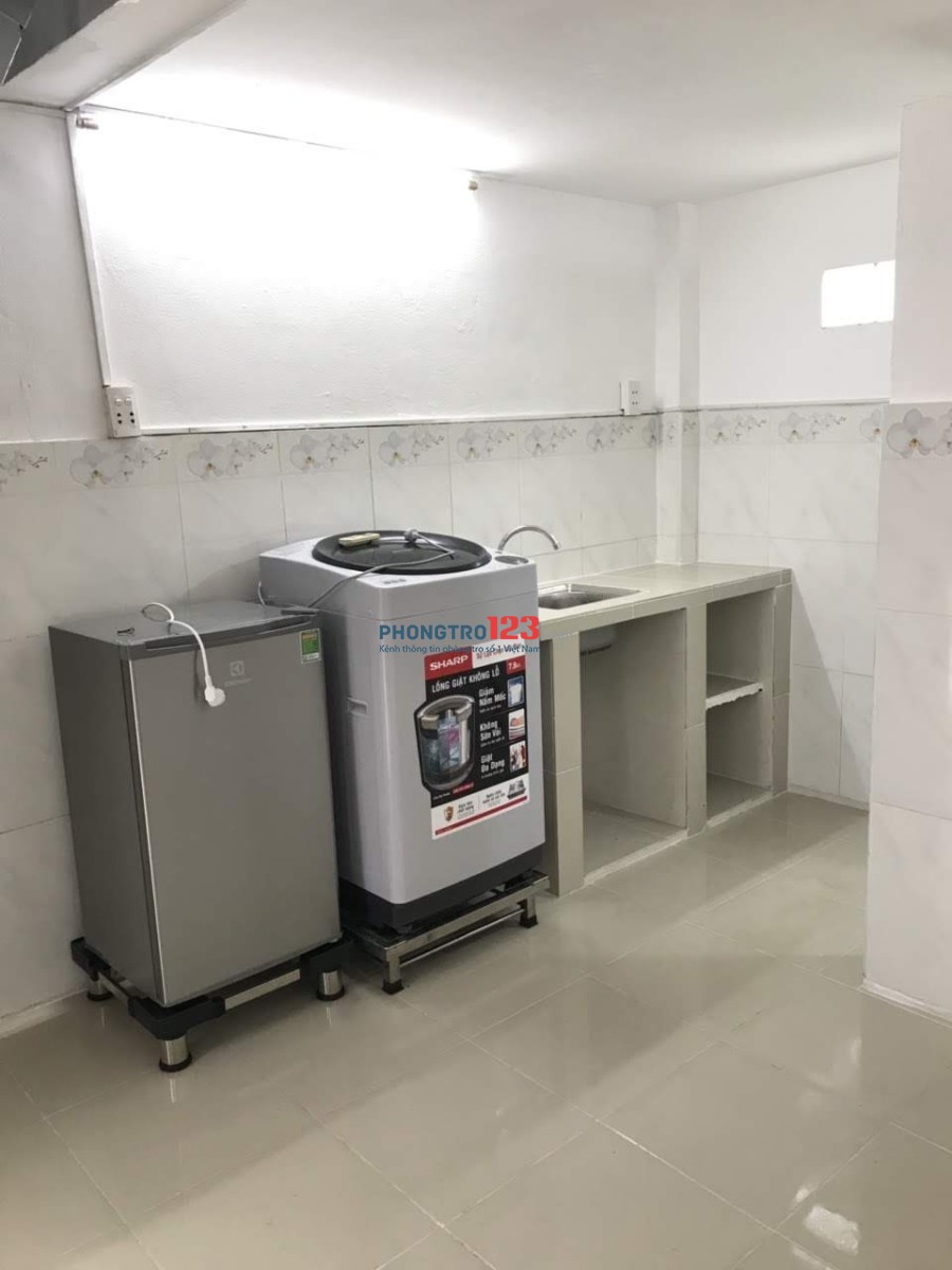 Phòng trọ gần ĐH Hutech, Ngoại Thương giá rẻ