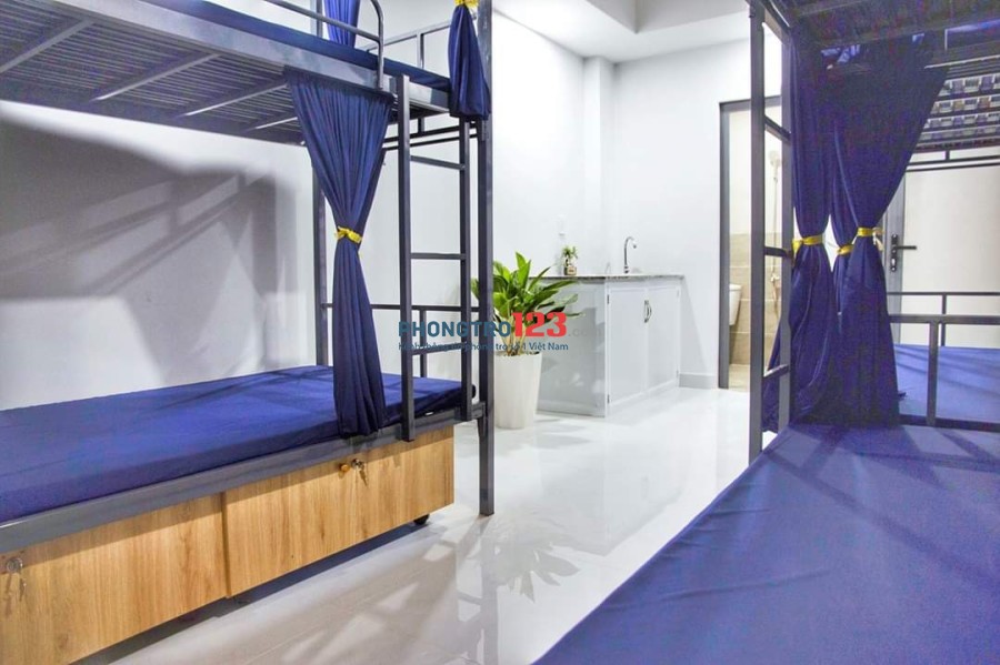 Tưng bừng khai trương kí túc xá cao cấp