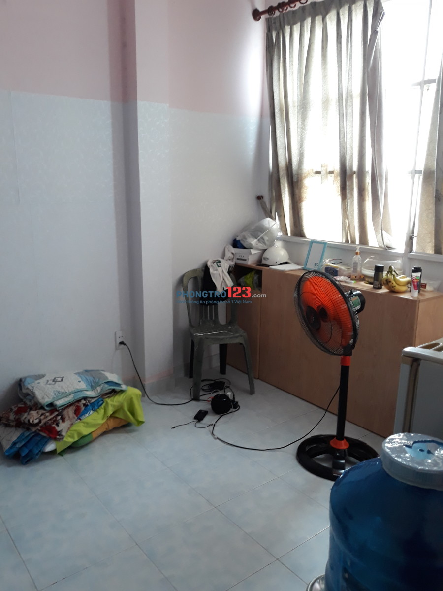 Tìm một bạn nam ở ghép quận Tân Bình