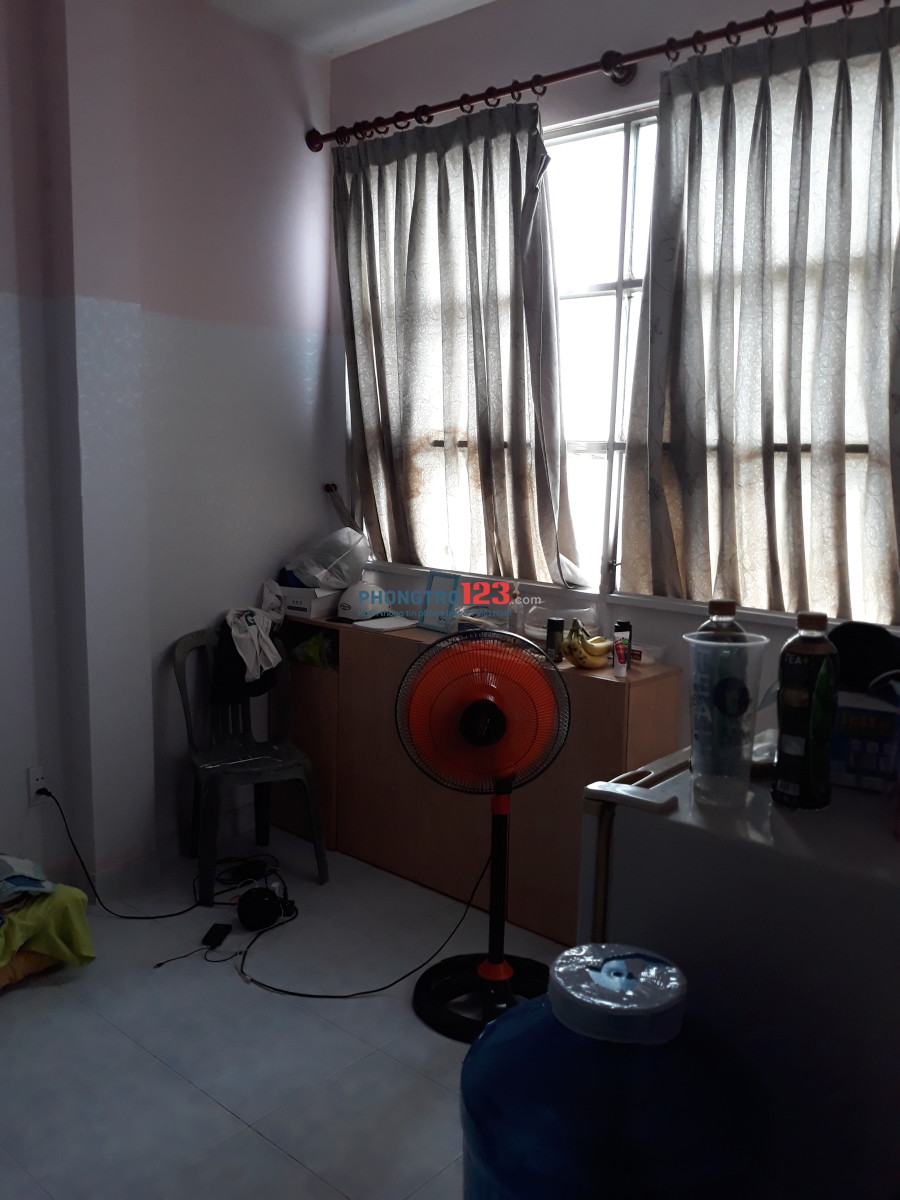 Tìm một bạn nam ở ghép quận Tân Bình