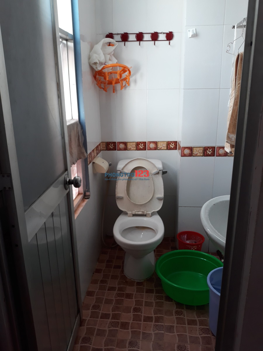 Tìm một bạn nam ở ghép quận Tân Bình