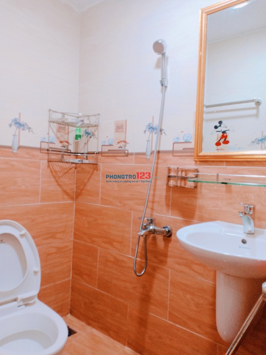 Cho thuê phòng trọ full nội thất , giá rẻ 231 Tân Sơn ,