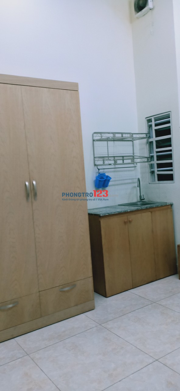 Cho thuê phòng trọ full nội thất , giá rẻ 231 Tân Sơn ,