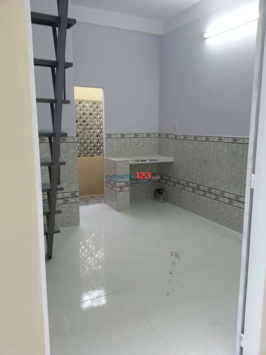 Nhà nhỏ 1 lầu Huỳnh Tấn Phát, Quận 7 - gần Phú Mỹ Hưng