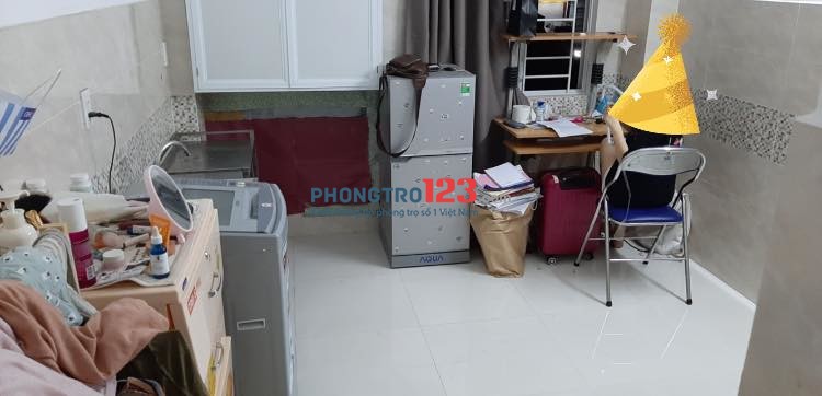 SANG NHƯỢNG PHÒNG TRỌ CAO CẤP, RỘNG 20M2 Ở BÌNH THẠNH