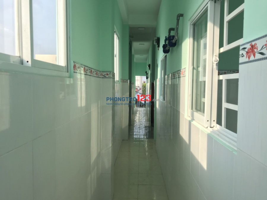 Phòng trọ quận Tân Phú mới, sạch sẽ, có gác, thang máy, không phí gửi xe
