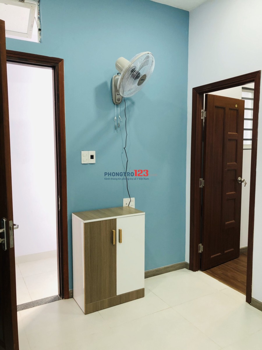 Phòng Trọ Đẹp, Rẻ, Mới Xây, 30m2, Mặt Tiền Âu Cơ, Trung Tâm Quận Tân Bình