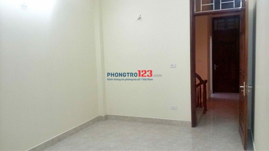 Cho thuê phòng trọ 22m2- 25m2 giá 2tr - 2tr3 ngõ 72 Dịch Vọng