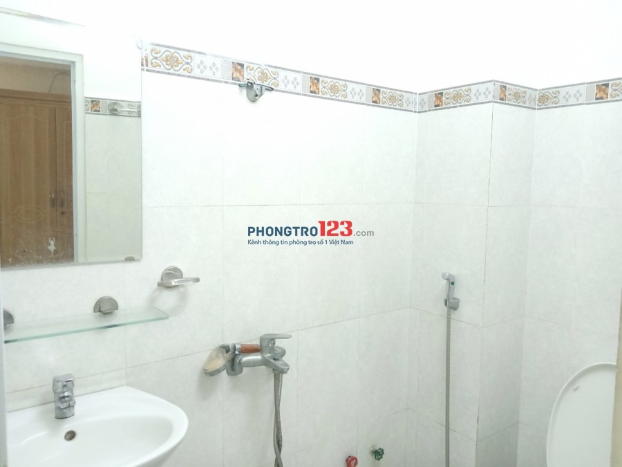 Phòng Phú Nhuận 28m2, đủ nội thất, Free dịch vụ, giờ tự do