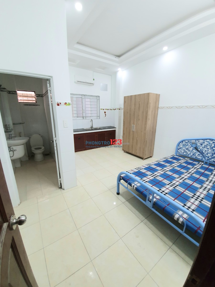 Phòng trọ 25m2 Chấn Hưng, Tân Bình + gần công viên Lê Thị Riêng + FULL nội thất