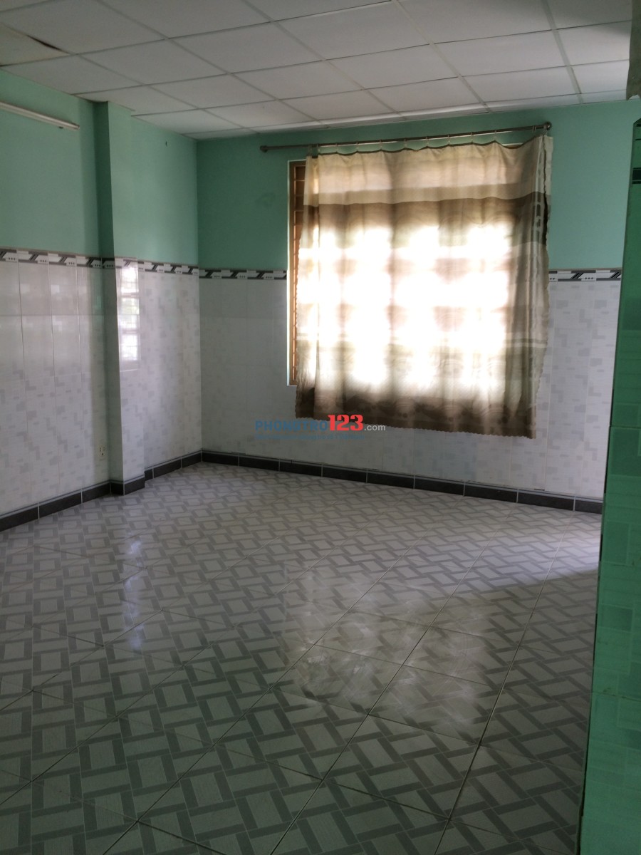 Cho 09 phòng wc khép kín, phòng nào cũng có ban công, kệ bếp, bếp nấu ăn riêng.