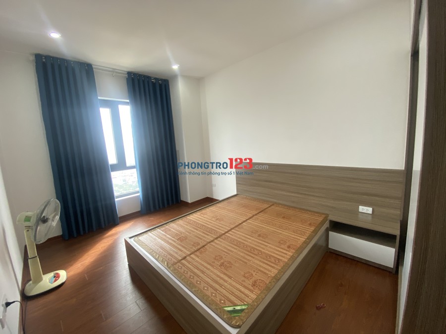 Chính chủ cho thuê căn hộ 2 phòng ngủ full nội thất