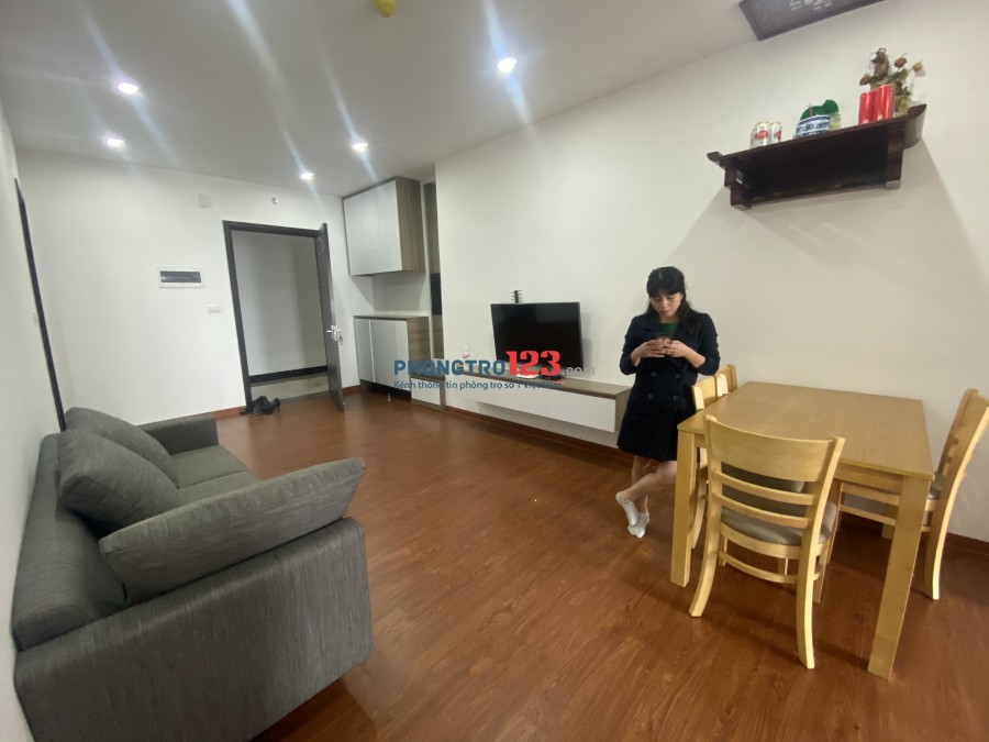Chính chủ cho thuê căn hộ 2 phòng ngủ full nội thất
