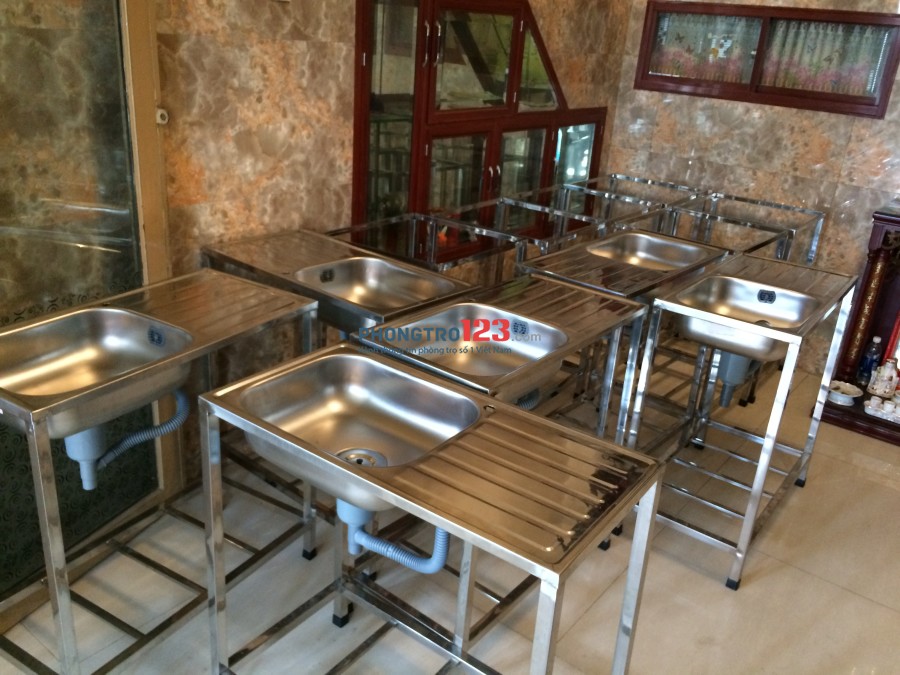 Cho 09 phòng wc khép kín, phòng nào cũng có ban công, kệ bếp, bếp nấu ăn riêng.