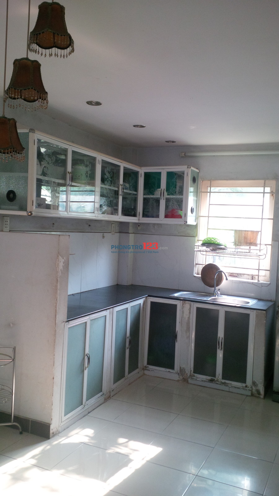 Cần cho thuê nguyên căn nhà diện tích sàn 70 m2, gần trường đại học Nguyễn Tất Thành, các ngã tư bình phước 1 km...