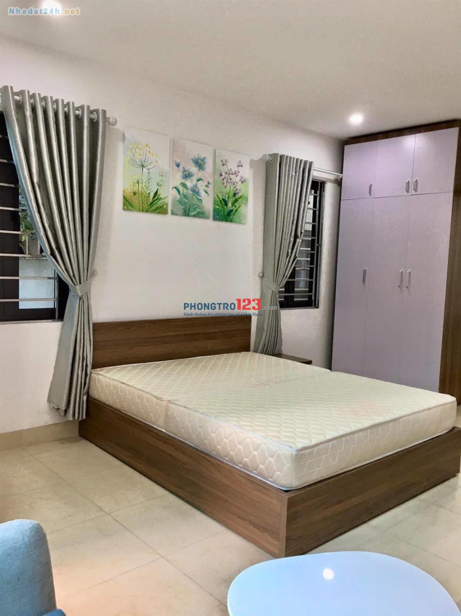 Chính chủ cho thuê căn hộ mini đủ tiện nghi giá 3,2 triệu/th tại 237 Hồng Hà, Hoàn Kiếm