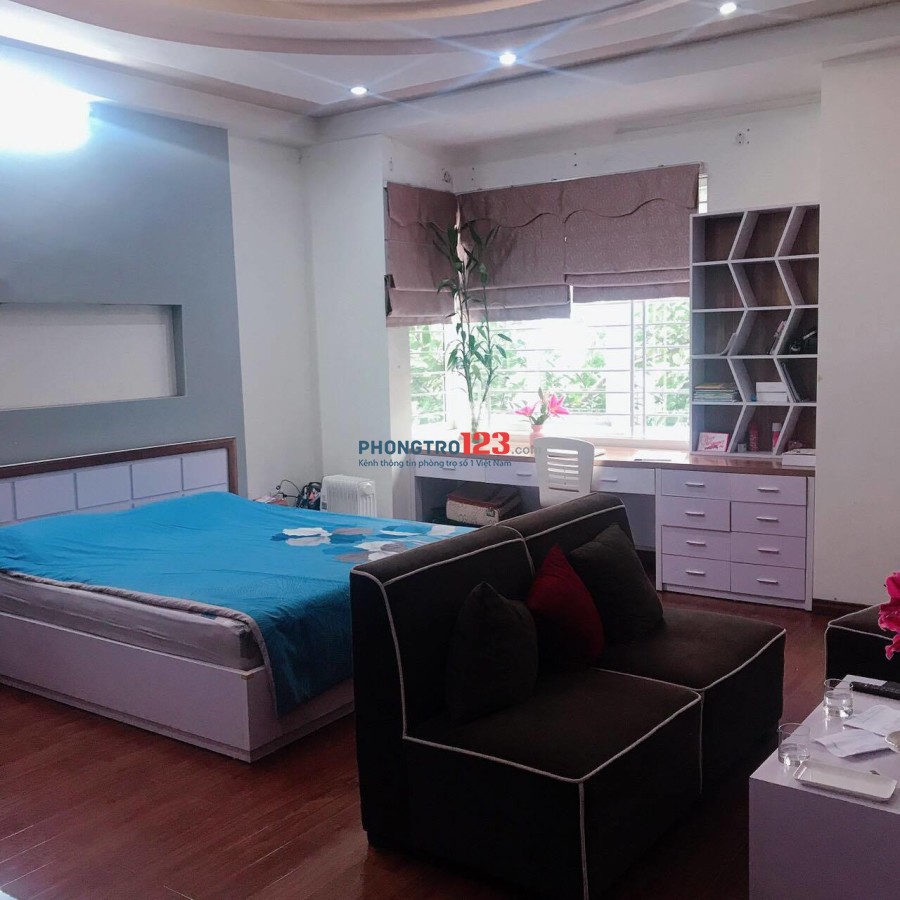 Chính chủ cho thuê căn hộ đủ tiện nghi giá 3.000.000 tại số 2 Bảo Linh, quận Hoàn Kiếm