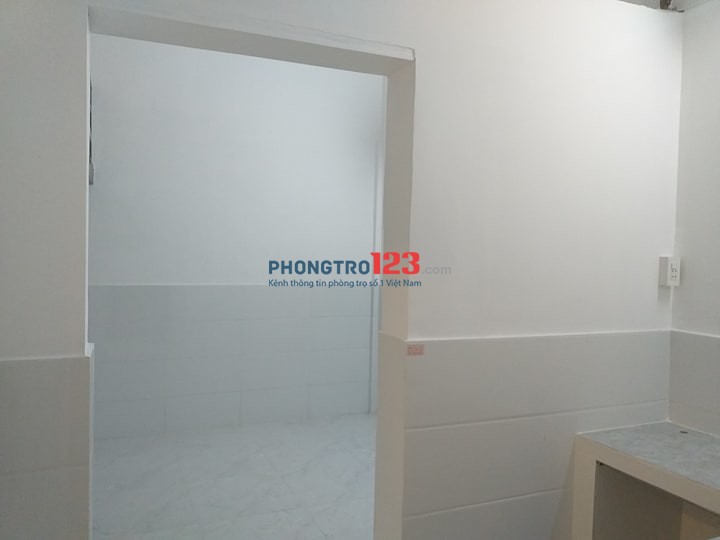 Cho thuê phòng trọ Tân Bình cao cấp (có gác lửng)