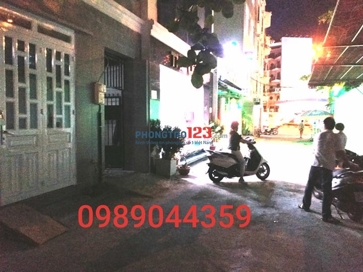 Cho thuê phòng trọ Tân Bình cao cấp (có gác lửng)