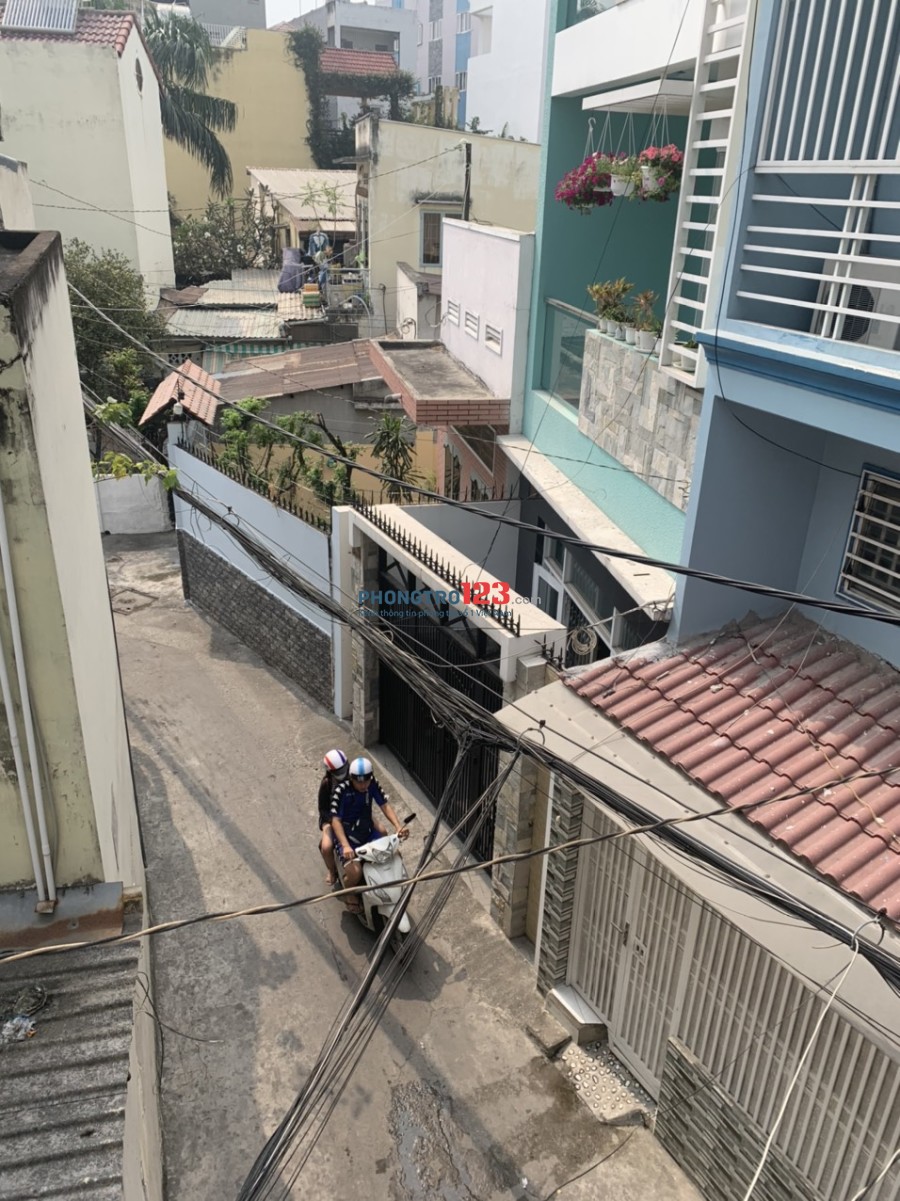 Cho thuê nhà nguyên tầng 1 có 2 phòng ngủ