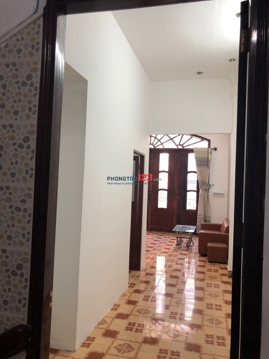 Cho thuê phòng trọ đối diện Etown2 P.13, Tân Bình