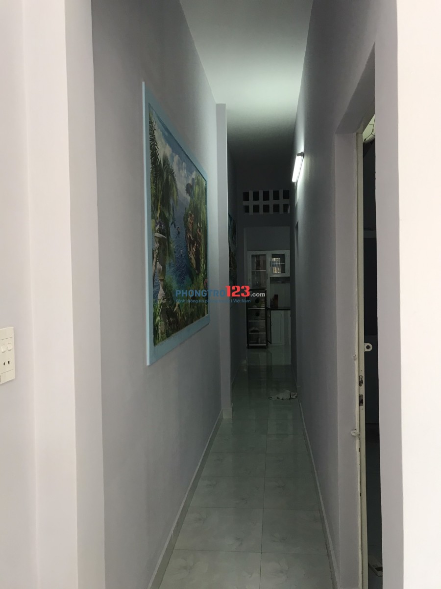 Cho thuê nhà nguyên căn 75m2 có 2 phòng ngủ ấp Trung Lân, Bà Điểm. LH: A Phong