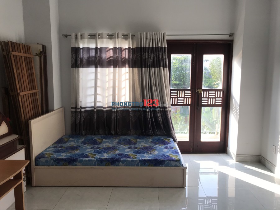 Cho thuê phòng đầy đủ nội thất tại 71/23 Nguyễn Văn Thương, P.25, Q.Bình Thạnh. Giá 4tr/th