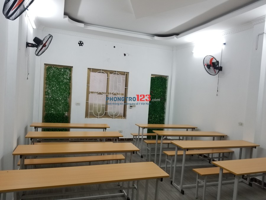 Cho thuê phòng dạy học mới xây mặt đường Quán Nam (gần 3 trường đại học)