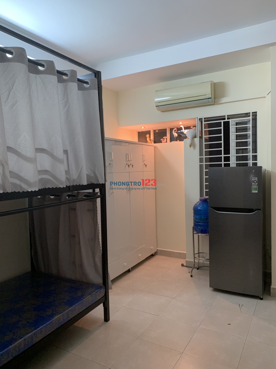 Phòng trọ KTX, ở ghép cao cấp 1,5tr/giường, phòng tối đa 4 người, ngay hẻm 42 Đồng Đen