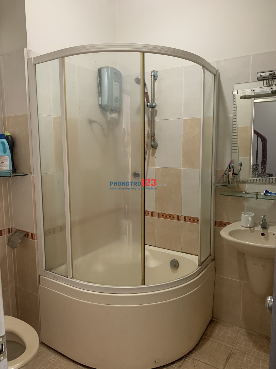 Phòng trọ KTX, ở ghép cao cấp 1,5tr/giường, phòng tối đa 4 người, ngay hẻm 42 Đồng Đen