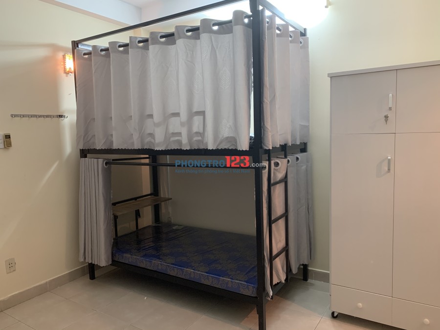 Phòng trọ KTX, ở ghép cao cấp 1,5tr/giường, phòng tối đa 4 người, ngay hẻm 42 Đồng Đen