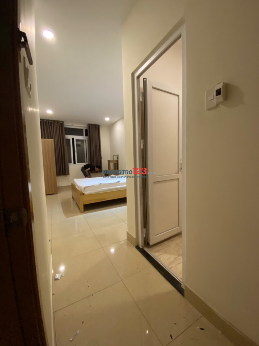 CHO THUÊ CĂN HỘ 1 PHÚT RA CHỢ BẾN THÀNH, TIỆN NGHI, TỰ DO, AN NINH, 80m2, 1-2 p.ngủ, 5tr-9tr