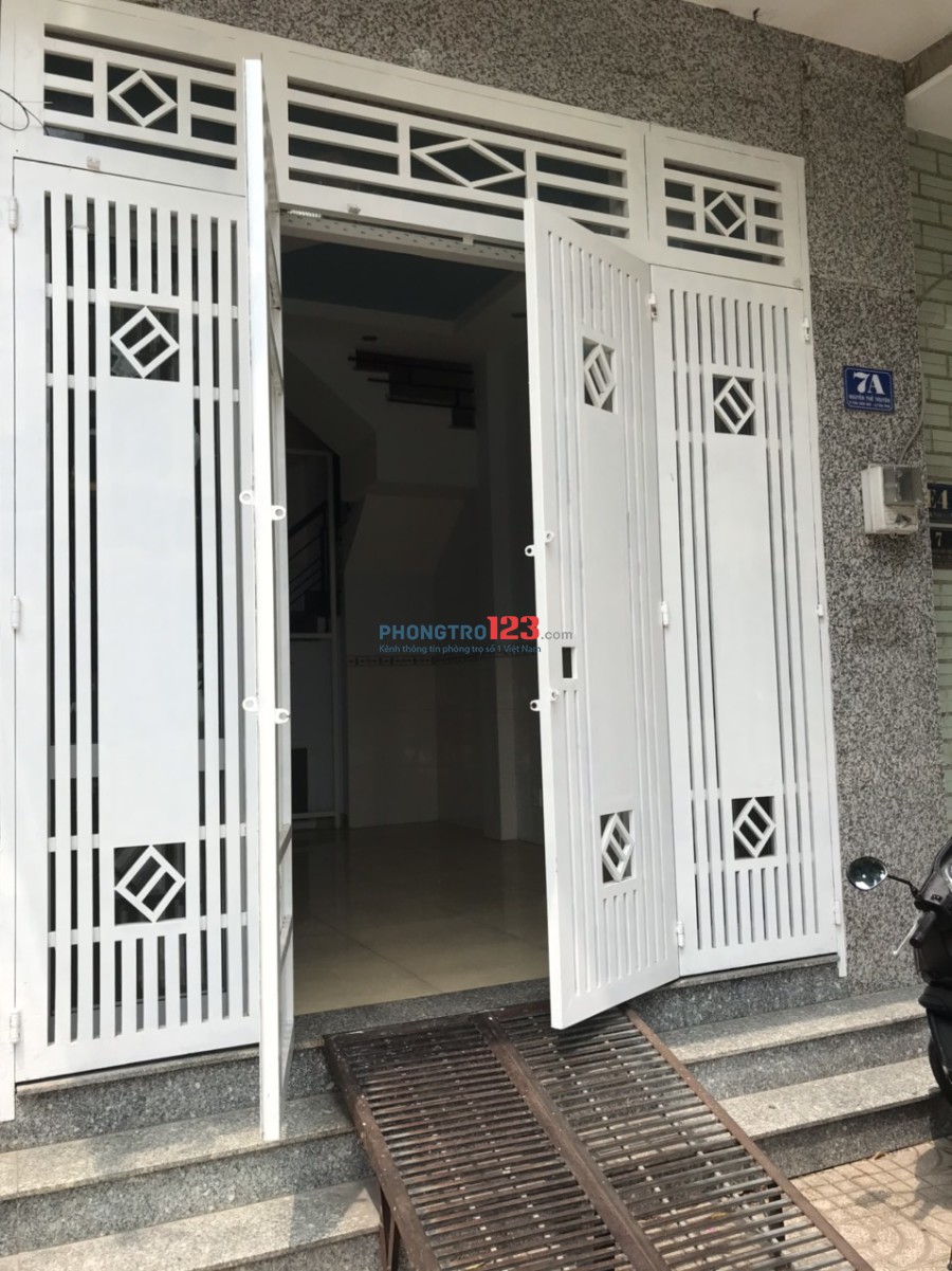 Cho thuê nguyên căn 7A Nguyễn Thế Truyện, Phường Tân Sơn Nhì, quận Tân Phú. 4mx15m, 3 lầu, 5p ngủ