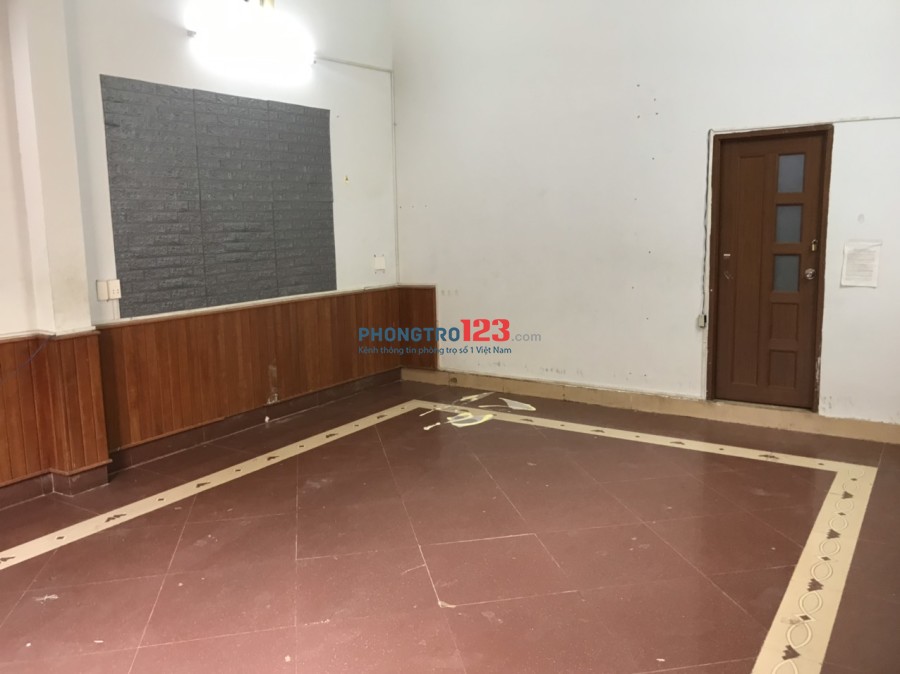 Cho thuê kho kinh doanh, 40m2 giá rẻ - Gần bến xe miền đông