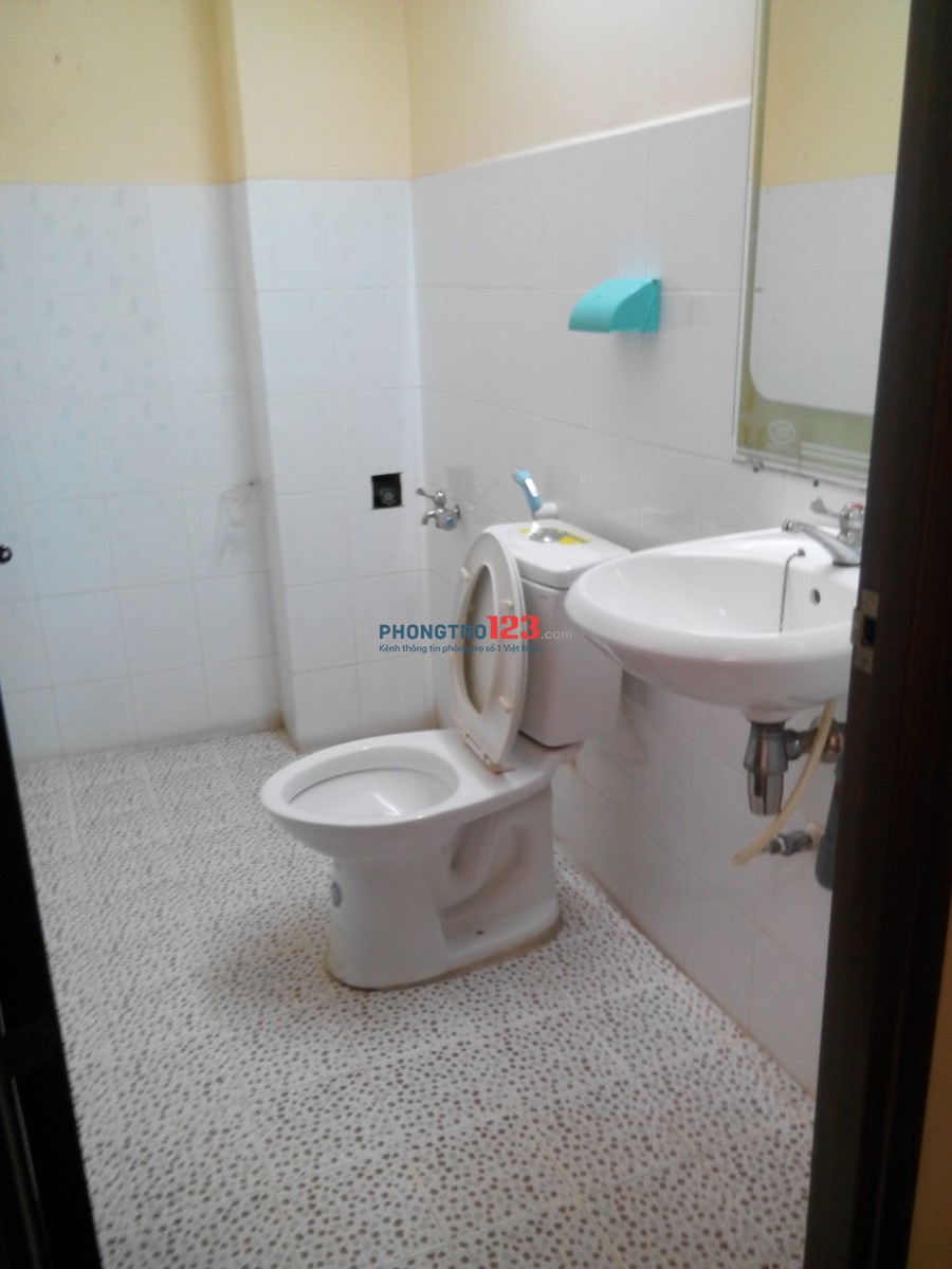 Phòng Bình Lợi, 18m2, có ban công, tủ âm, giờ giấc tự do. Giá chỉ 2tr4