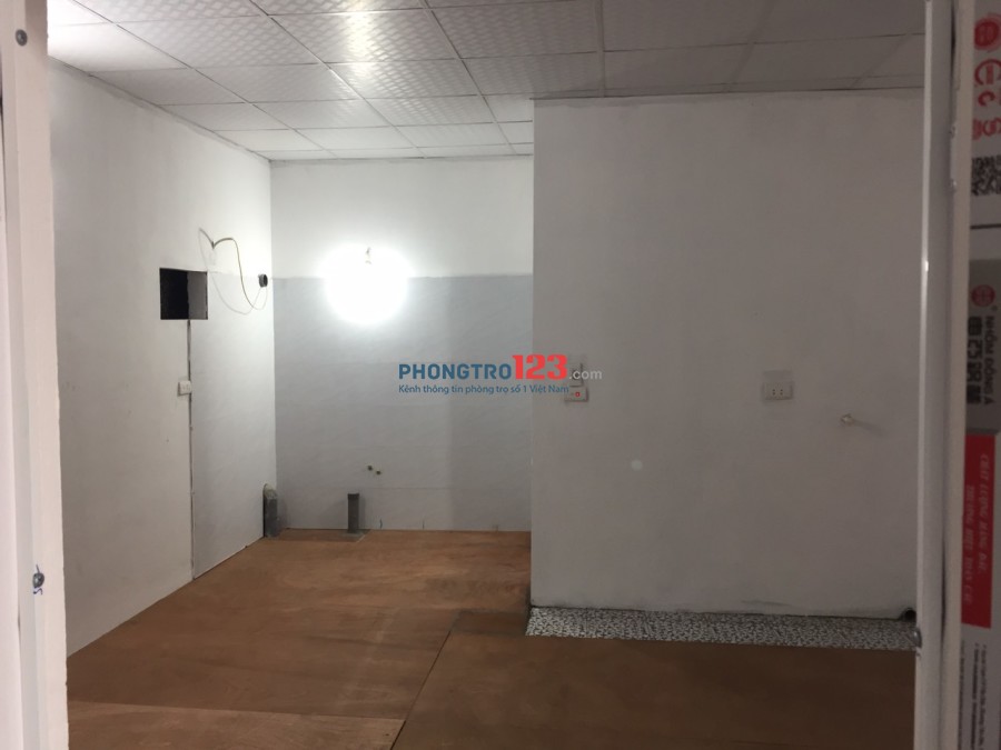 Cho thuê nhà riêng phía bắc dốc cầu Nhật Tân sau Khách sạn Nhật Tân cách 500m đường vào làng.