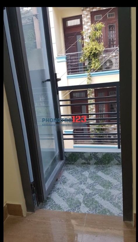 Cho thuê phòng trong nhà nguyên căn hẻm xe hơi tại đường C1 Q Tân Bình giá từ 3,2tr/tháng