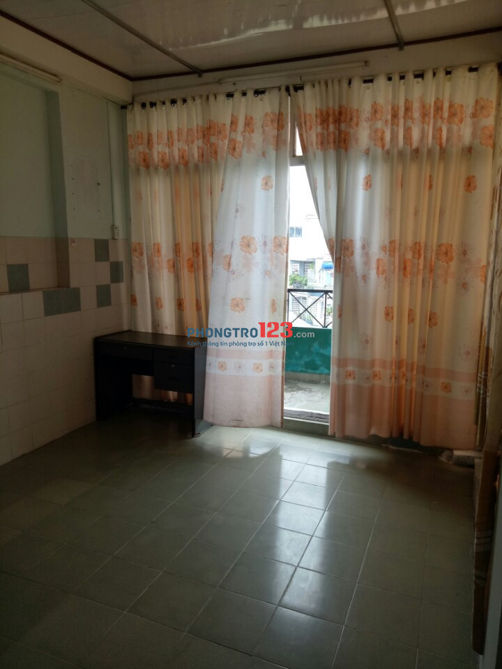 Phòng ĐẸP BAN CÔNG THÓANG MÁT NGAY BÙI THỊ XUÂN- TRƯỜNG SA, TB
