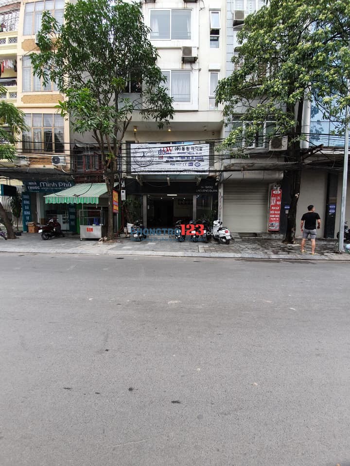 Cho thuê cửa hàng ở Hồ Tây ( ngã 3 công viên nước và phố đi bộ Trịnh Công Sơn)