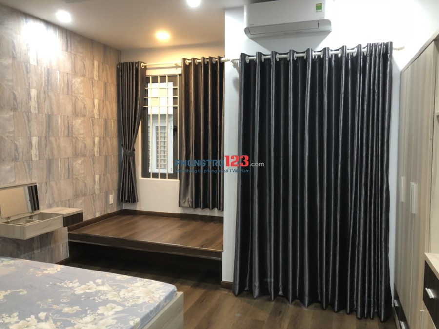 Căn hộ 1 PN giáp Q1, full nội thất, mới XD 100%, hẻm 96 Phan Đình Phùng cách cầu Kiệu 100m