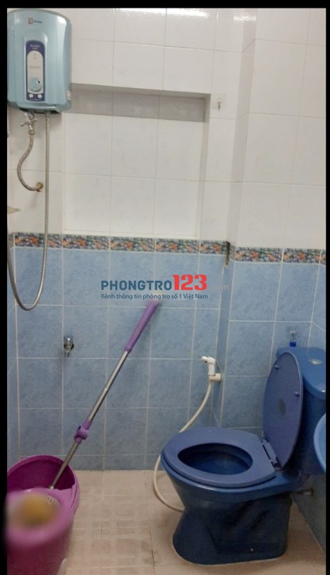 Cho thuê phòng 20m2 giờ giấc tự do wc riêng tại hẻm 430 Nguyễn Đình Chiểu P4 Q3