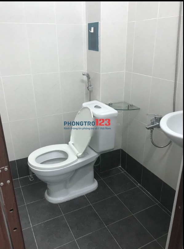 Cho thuê phòng wc riêng Tại 31/2 Nguyễn Đình Chiểu P4 Q Phú Nhuận giá từ 3,5tr/tháng