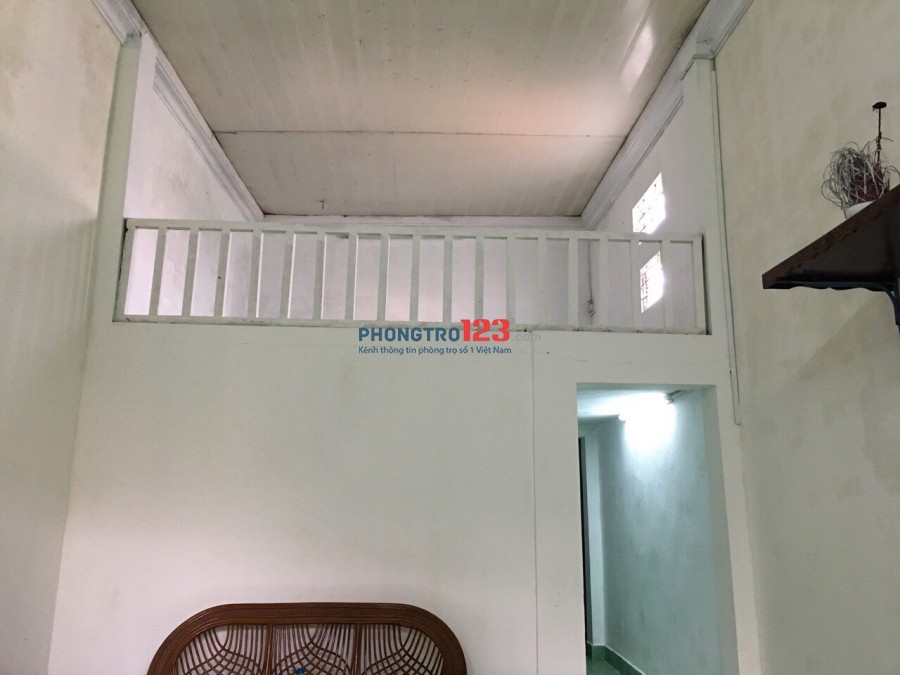 Cần cho thuê Nhà ở giá rẻ ( Trông hộ nhà là chính)