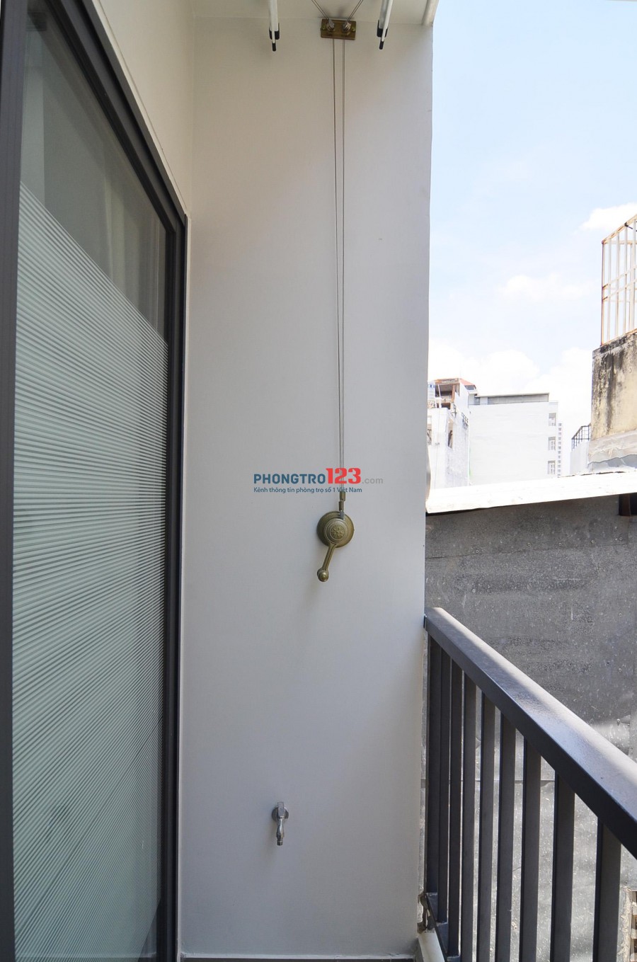 Cho thuê căn hộ dịch vụ cao cấp, mới và chưa qua sử dụng được bố trí: Phòng Khách, Phòng Ngủ, Bếp, WC, rất tinh tế