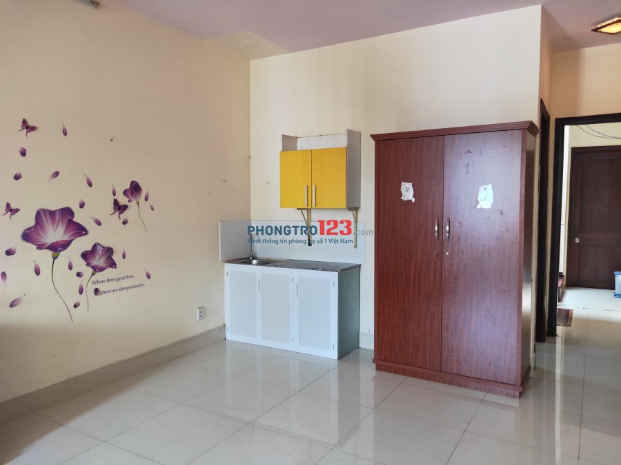 Phòng Full nội thất ngay Hàng Xanh, đi bộ tới Trường Hutech, Giao thông vận tải, Ngoại thương, Hồng Bàng...