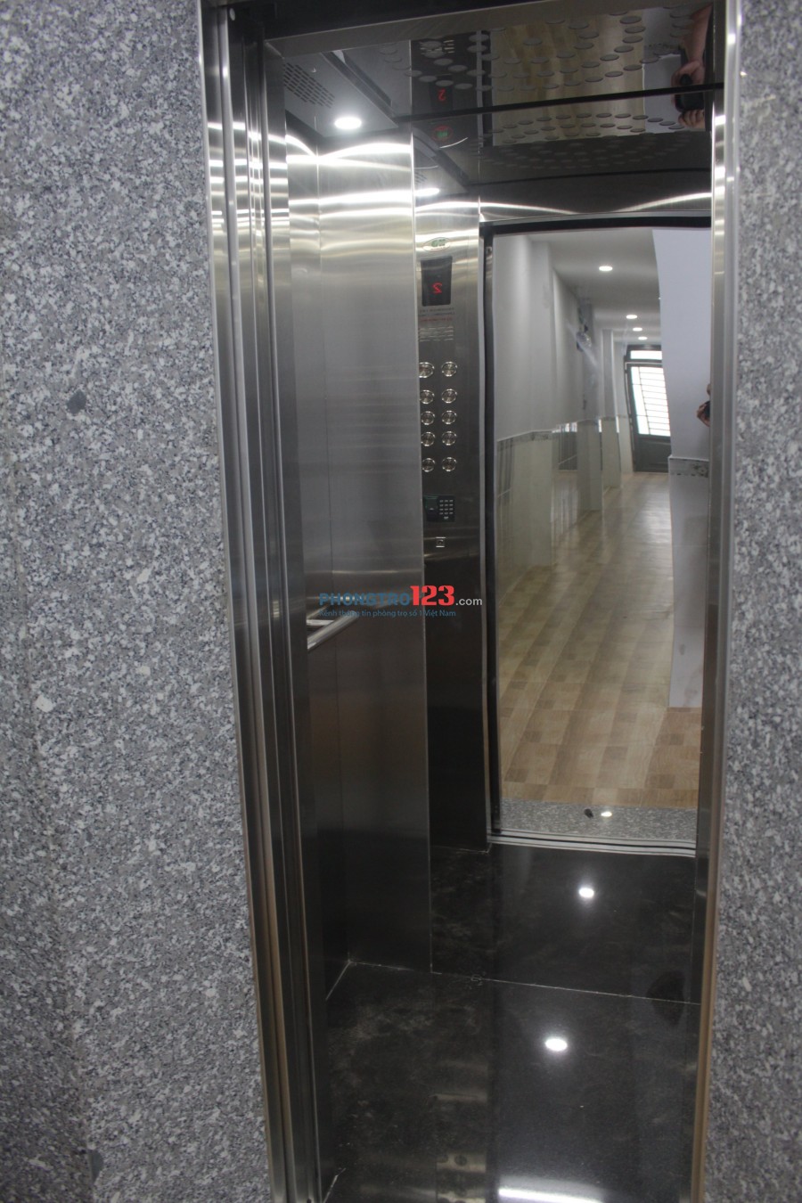 CHO THUÊ PHÒNG TRỌ MỚI 100% Ở QUẬN 10